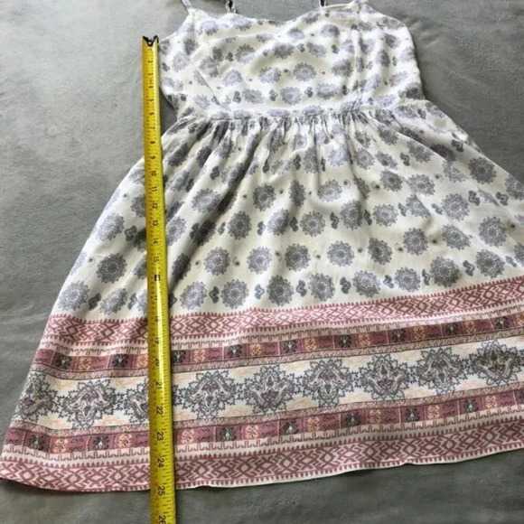 Garage Summer Spaghetti Strap Lightweight Patterned Dress Size Large - Picture 10 of 12